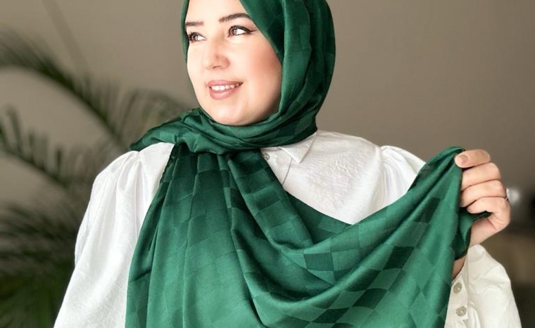 Hozat Toptan Eşarp ve Şal